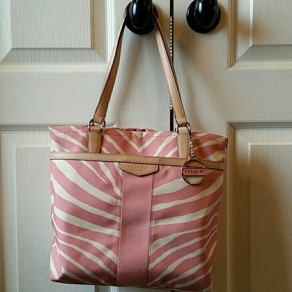 Coach Purse Signature Pink Zebra